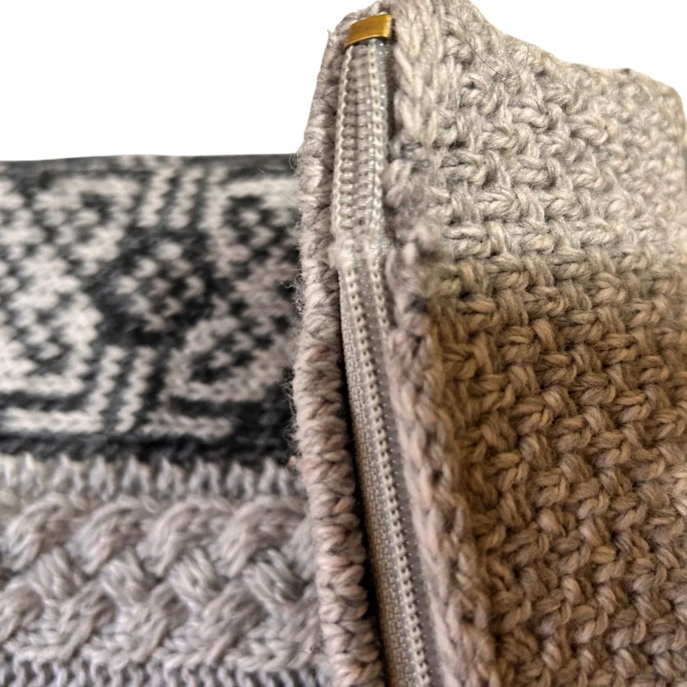 Aran Crafts Ireland 2 Merino Wool‎ Cable Knit Zippered Pillowcases cushion cover